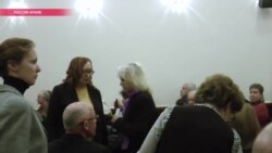 "Всех достал" против "лжет руководство": как поссорились писатели русского ПЕН-центра